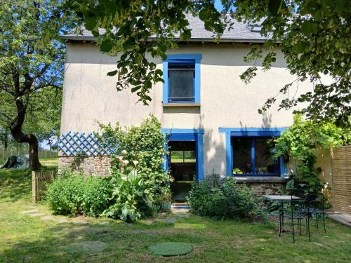 Saint-Medard-sur-Ille Casa | Gîte Terre Nature