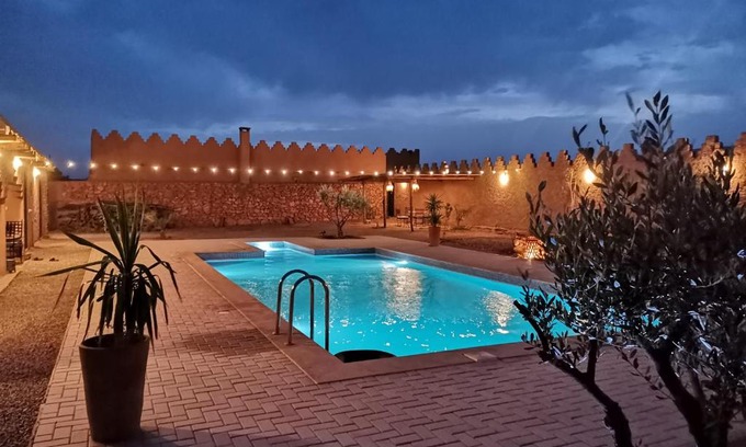 Sidi Bouhria Casa | Gîtes piscine et hébergements Ksar Montana