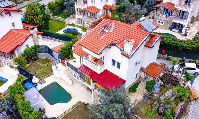 Gocek Villa | ilk kat ayrı girişli havuzlu vılla