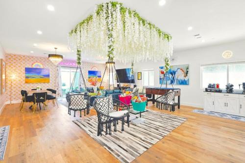 North Hollywood Apartamento | G- Luxe NoHo Family Home near Universal 15m and Hollywood 10m