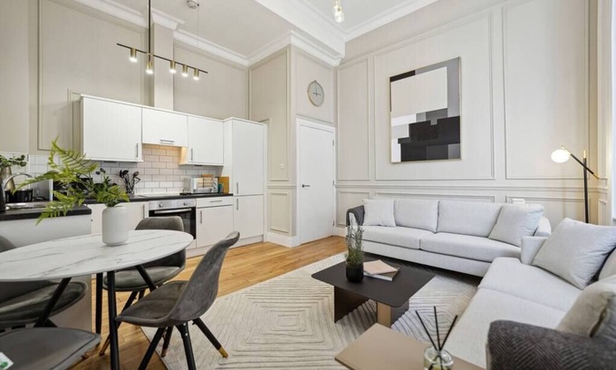 City Centre Glasgow Apartamento | (G4) Luxurious 2 Bed Blythswood Flat