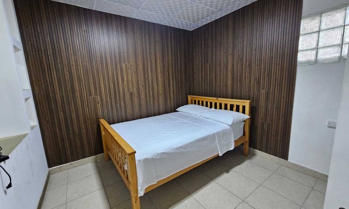 Tumba Vieja Apartamento | Gabriel House 1
