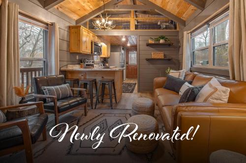 Lookout Valley Neighborhood Association Casa | Gabriele Cabin Rustic Retreat Near Downtown