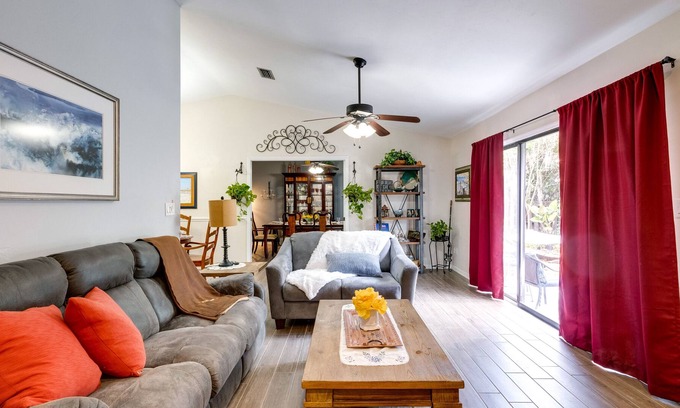 Gainesville Casa | Gainesville Vacation Rental w/ Patio & Grill