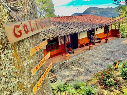 Jardin Casa | Galicia, cabaña junto a un bosque y a Cascada