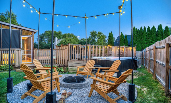 Maxwell Casa | Game Room, Pool & Hot Tub/Sleeps 14/Pet Friendly