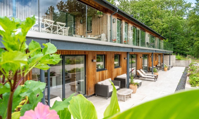 Stratford-upon-Avon Cabaña | Gamekeeper's Lodge - sleeps 8 guests in 4 bedrooms
