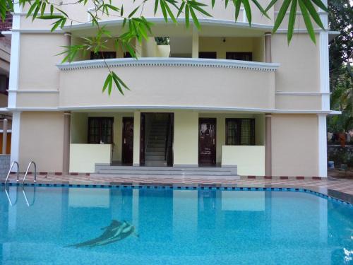 Venganoor Cama Y Desayuno | Ganesh Ayurveda Holiday Home