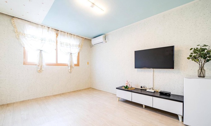 Namsan Casa | Gangchon Pine Hill Pension