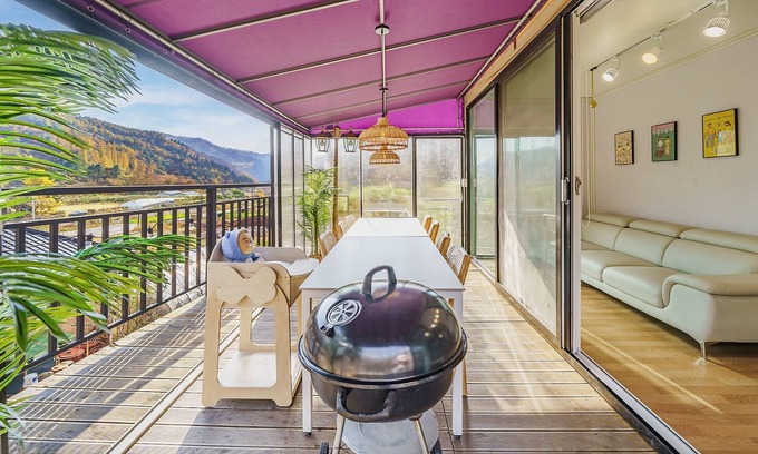 Buk Casa | Gapyeong Ddobagi Pet & Spa Glamping