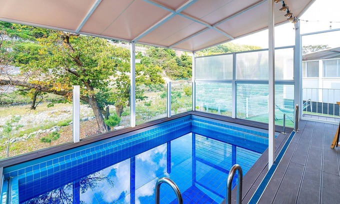 Buk Casa | Gapyeong Iseom Poolvilla Pension
