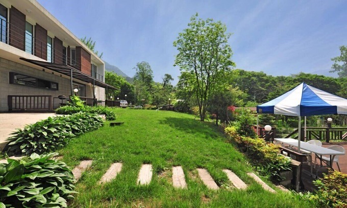 Buk Casa | Gapyeong Solnanggu Pension