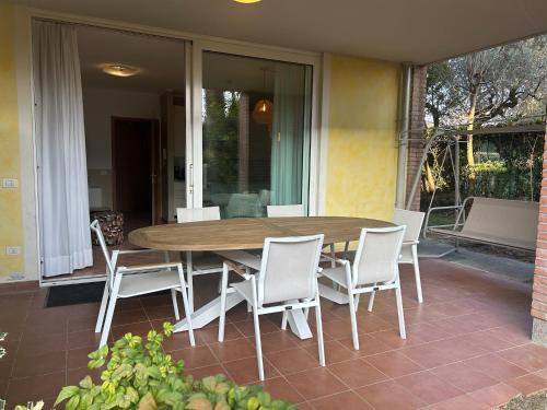 Padenghe sul Garda Apartamento | Gardazzuro Appartment Deluxe