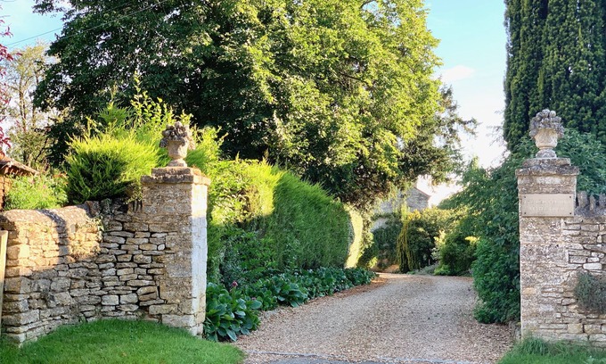 Farthinghoe Cabina | Garden Barn