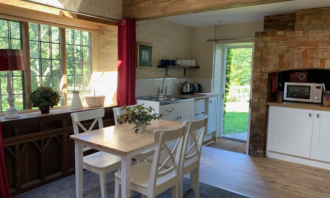 Farthinghoe Cabaña | Rural-Baño Privado-Vista al Jardín