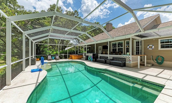 Braden River Casa | Garden House with Pool & Spa