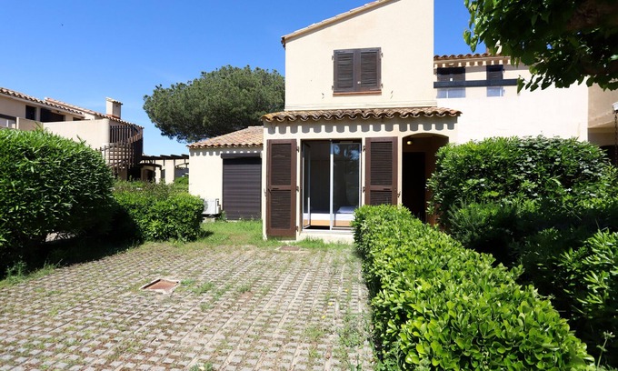 Saint-Cyprien Plage Apartamento | Nivel de jardín para 4 personas con terraza en el campo de golf de St Cyprien