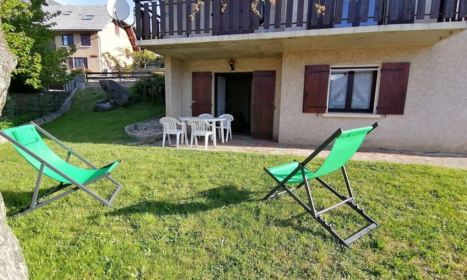 Embrun Apartamento | Garden level in detached house Nice view