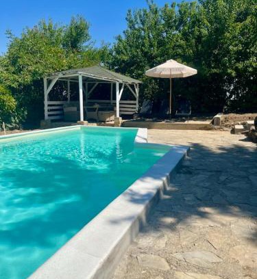 Sremski Karlovci Apartamento | GARDEN OASIS GUEST HOUSE