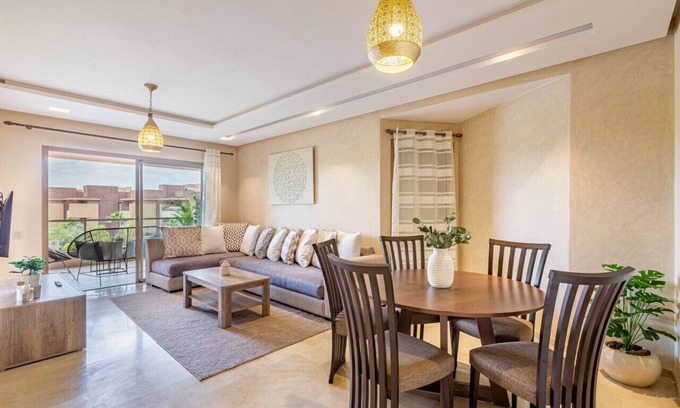 Menara Apartamento | Garden & pool view - 3 rooms 10min to town center