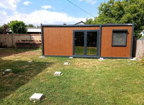 Petrovaradin Chalet De Esquí | Garden RM