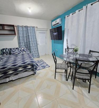 Oistins Apartamento | Garden Villas Barbados