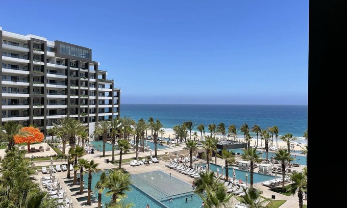 Cabo San Lucas Hotel | GARZA BLANCA RESORT & SPA LOS CABOS STUDIO LUXURY 5 DIAMOND RESORT