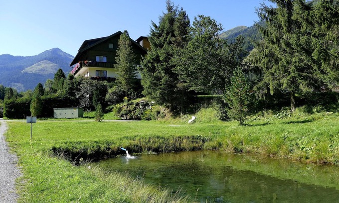Irdning-Donnersbachtal Casa | Gasthof Pension Appartements Zur Gams