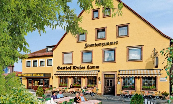 Kornburg - Worzeldorf Casa | Gasthof Weißes Lamm