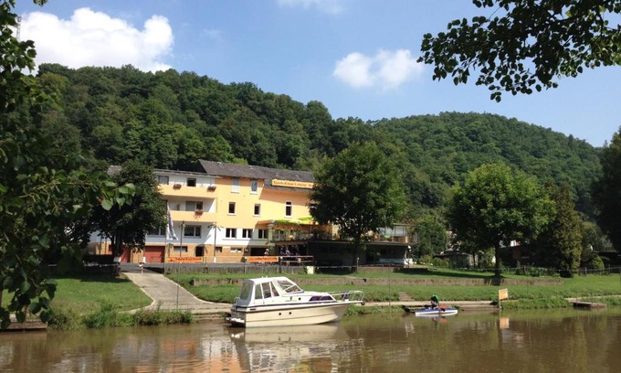 Laurenburg Casa | Gasthof zum Lahntal