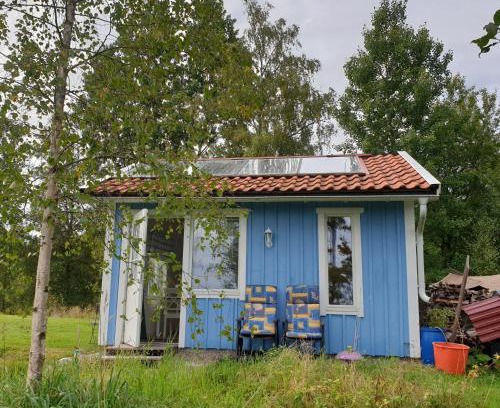 Dalsjofors Casa | Gäststuga i vacker natur, bastu, bubbelpool sommartid och gratis parkering nära Ulricehamn och Lassalyckan, guesthouse with nice view with sauna and free parking close to Dalsjöfors and fishing