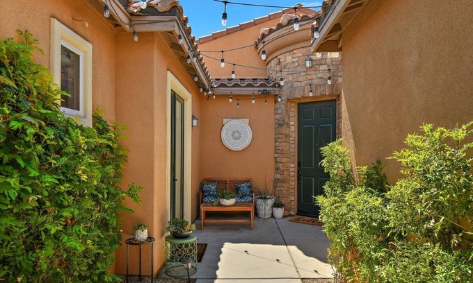 Indio Casa | Gated Community near Empire Polo, Pools, Tennis, Golf, Dog friendly, EV charger