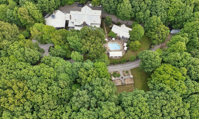 Kingston Springs Casa | Gated Estate w/Pool, Spa, Game Room & Gym + Near Golf Club | La Pearla Ranch