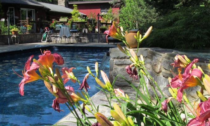 New Paltz Cama Y Desayuno | Gatehouse Gardens - Suite de 3 habitaciones
