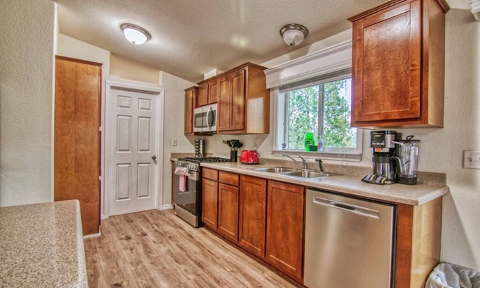 Groveland Casa | Gateway Retreat at Pine Mountain Lake
