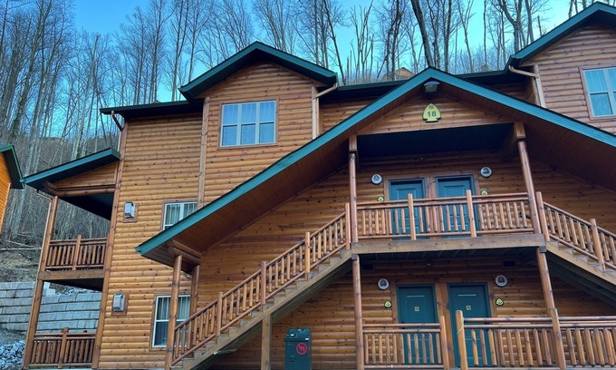 Gatlinburg Condominio | Gatlinburg Fall Foliage Season! October 17-24, 2025