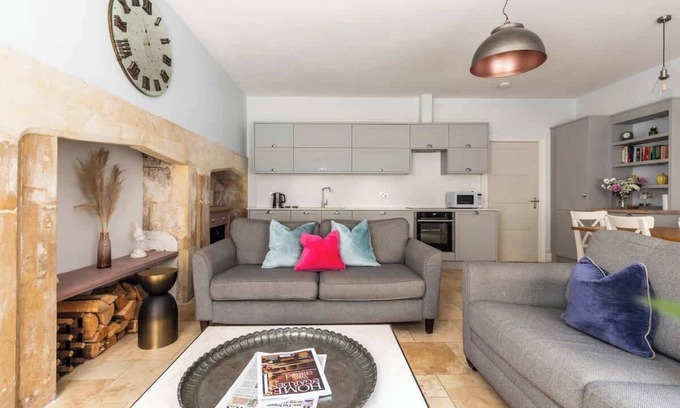 Bath City Centre Apartamento | Elegant Georgian Flat in Historic Bath with Garden