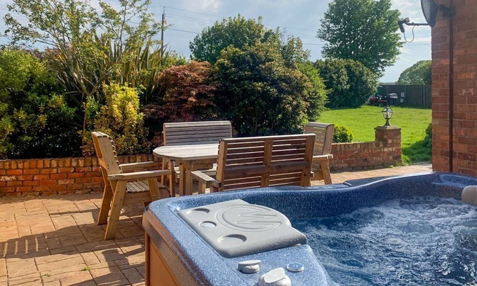 East Boldon Cabaña | 2 bedroom accommodation in East Boldon Nr South Shields