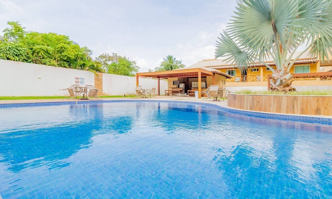 Guarajuba Apartamento | GB67 Ótimo Apto 2 Suítes - Guarajuba