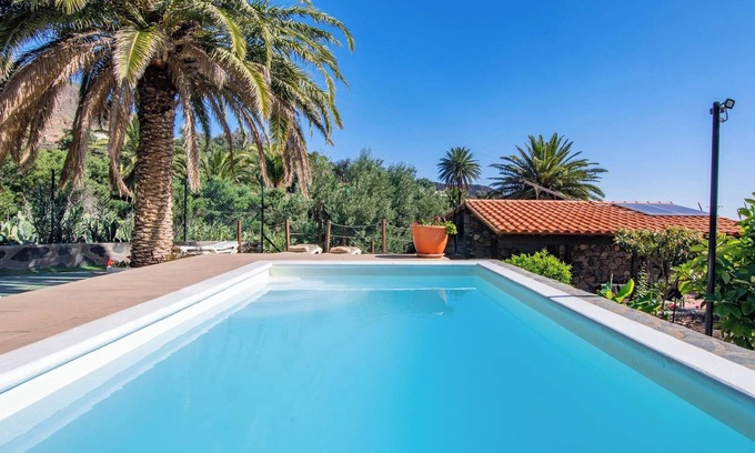Aguimes Casa | GC0251 Casa con piscina privada en Temisas