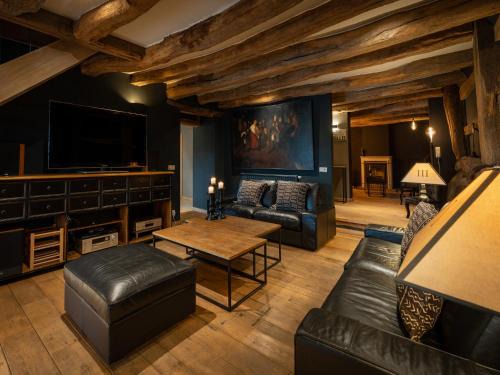 Louette-St-Pierre Casa | Gedinne Historic Forest Haven