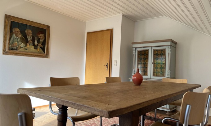 Poppenhausen Apartamento | Gemütliches Dachgeschloss im Schönsten Dorf der Rhön