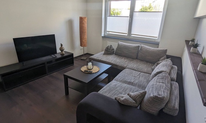 Becheln Apartamento | Gemütlich und Modern Ausgestattete Ferienwohnung im Idyllischen Rheinlahn-kreis