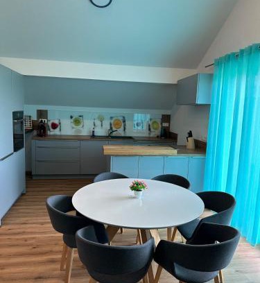 Korntal-Munchigan Apartamento | Gemütliche 3 Zimmer zum Entspannen