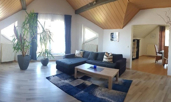 Pemfling Apartamento | Gemütliche Ferienwohnung mit Balkon und Garten