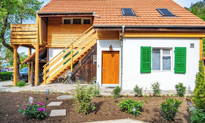Lengnau Apartamento | Gemütliche Wohnung mit Terasse und Feuerstelle