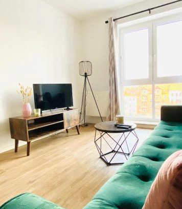 Andreasvorstadt Apartamento | Gemütliches Studio - Elias- mit Küche, WLAN, Smart-TV & Panoramablick in Citynähe