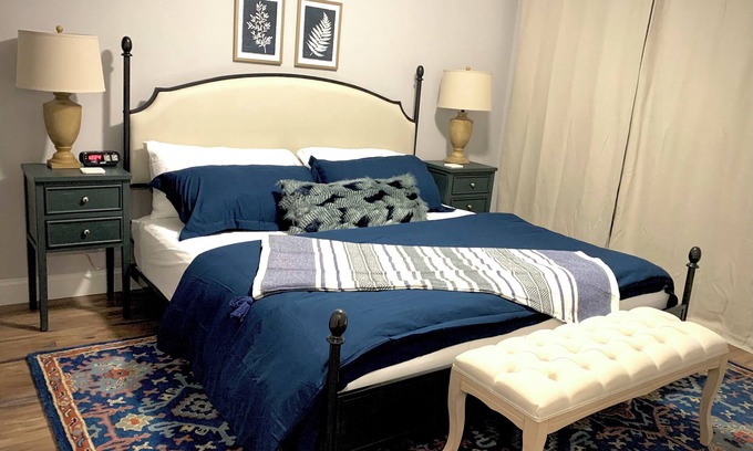 Oakley Casa | Gem of the Blue Mountains! 6 min to Biltmore,10 min to downtown. High speed WIFI