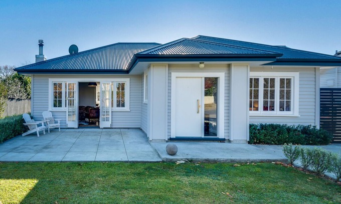 Havelock North Casa | Gem on Gillean - Havelock North Holiday Home