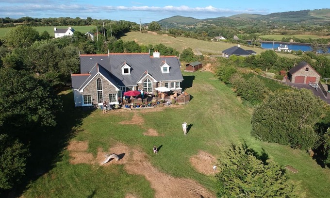 Durrus West Apartamento | Gemuetliche Ferienwohnung mit Blick auf Dunmanus Bay, Westcork, Irland